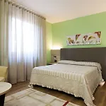 Prata Hotel Prata Di Pordenone