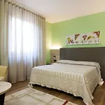 Prata Hotel 3*
